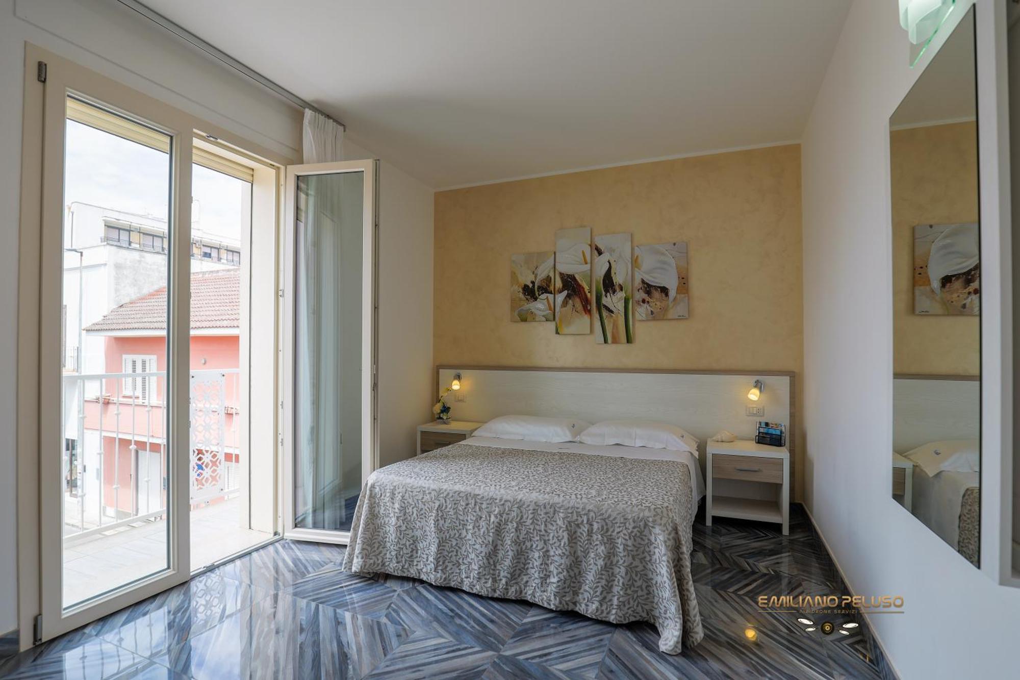 Casa Alfieri"Rooms And Apartments" Porto Cesareo Exterior foto